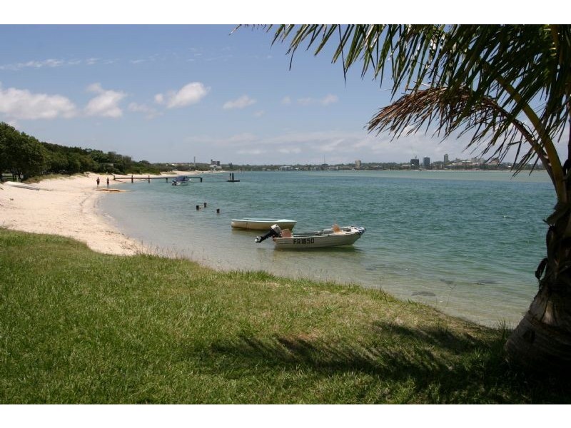 4/107 Landsborough Parade, Golden Beach QLD 4551