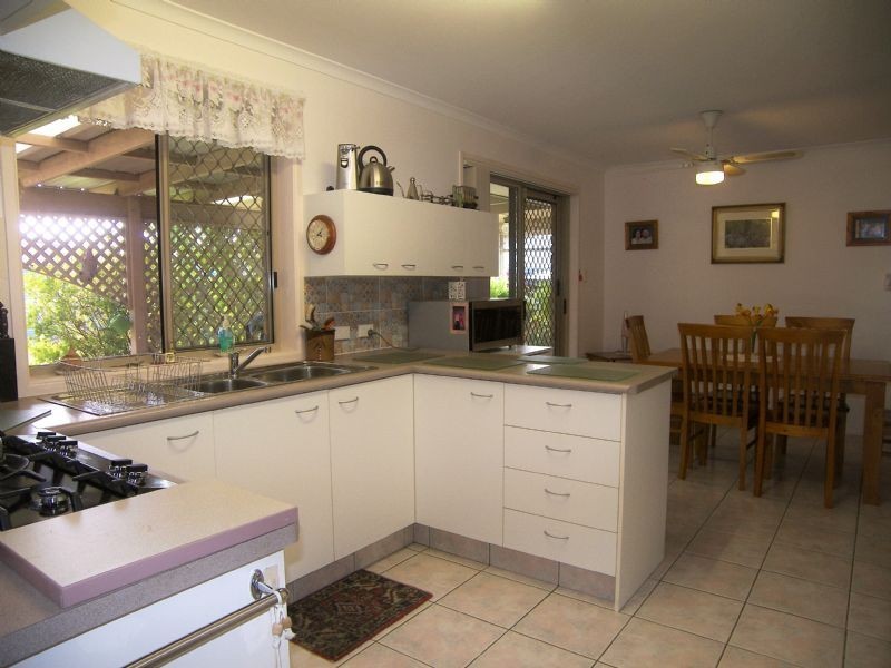 11 Tudor Court, Beerwah QLD 4519