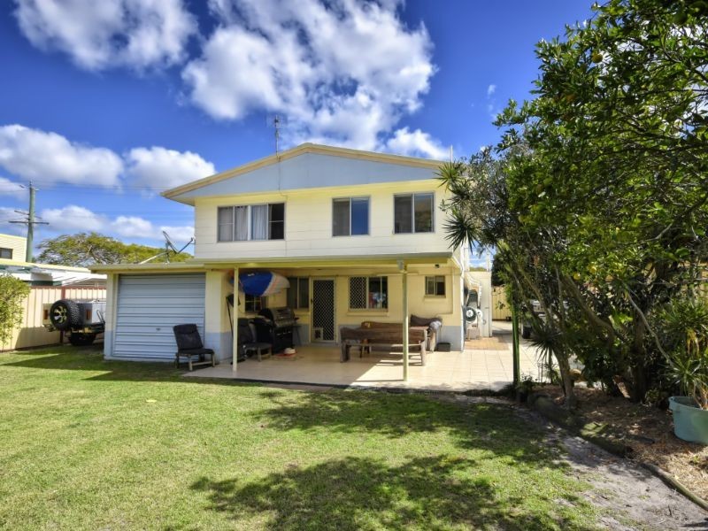 15 Anning Avenue, Golden Beach QLD 4551