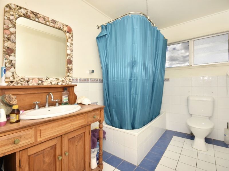 15 Anning Avenue, Golden Beach QLD 4551