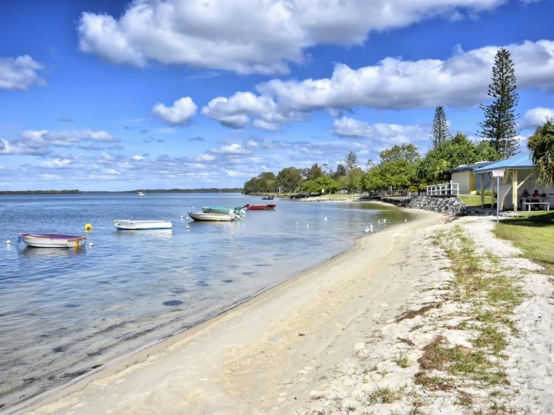15 Anning Avenue, Golden Beach QLD 4551
