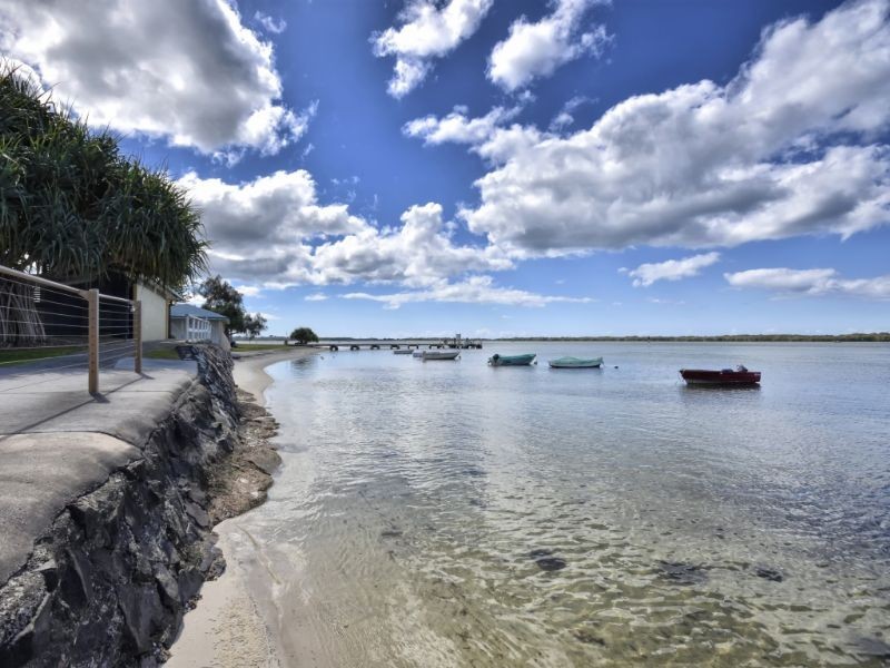 15 Anning Avenue, Golden Beach QLD 4551