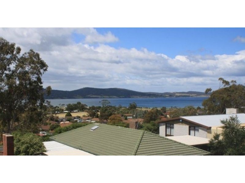 3/13-15 EMMALINE COURT, Rokeby TAS 7019