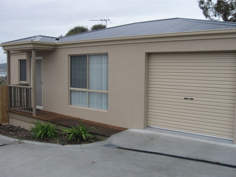 4/13-15 EMMALINE COURT, Rokeby TAS 7019