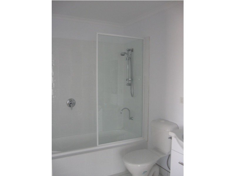 1/1 Emmaline Court, Rokeby TAS 7019