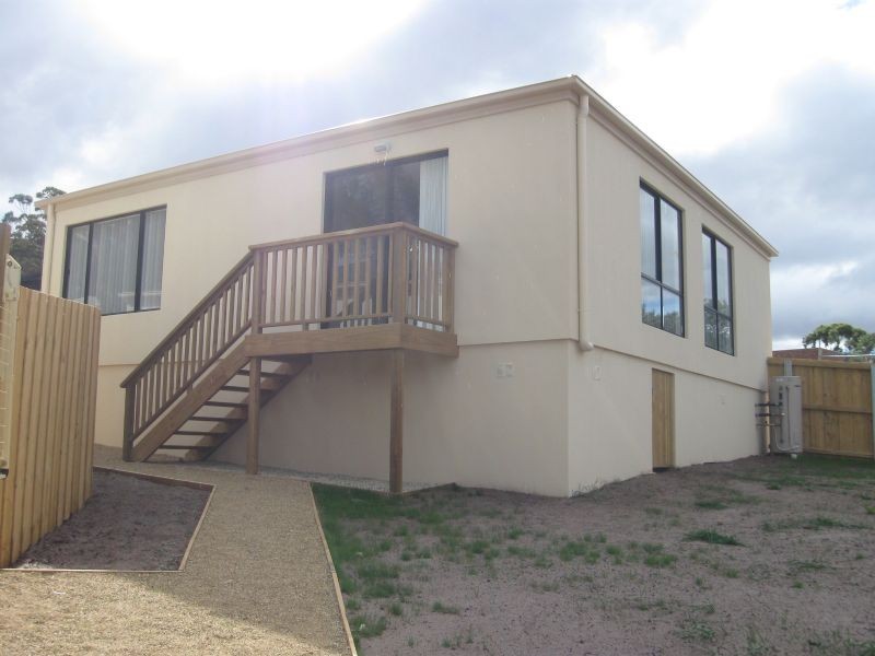 1/1 Emmaline Court, Rokeby TAS 7019