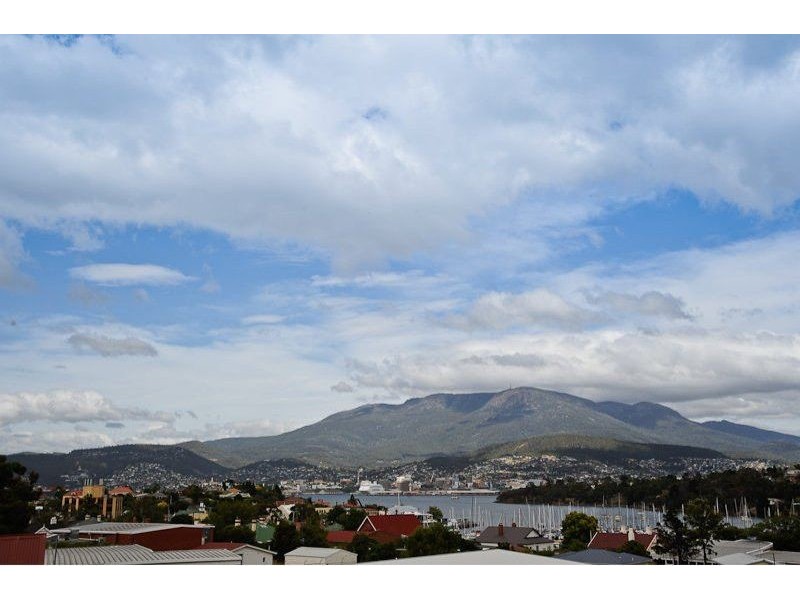 27/13 Alma Street, Bellerive TAS 7018