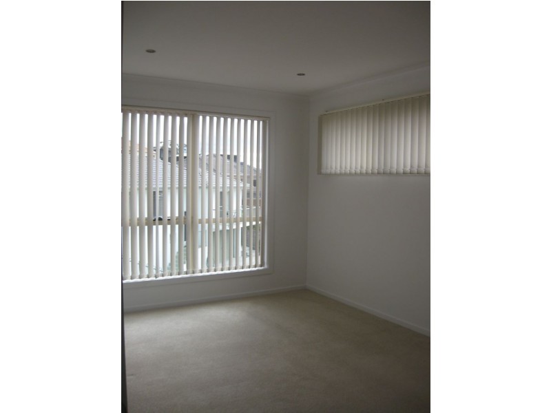 8/4 Nagle Place, Glenorchy TAS 7010