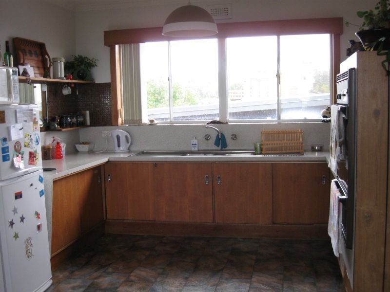 2  Eumatalla Street, Lauderdale TAS 7021