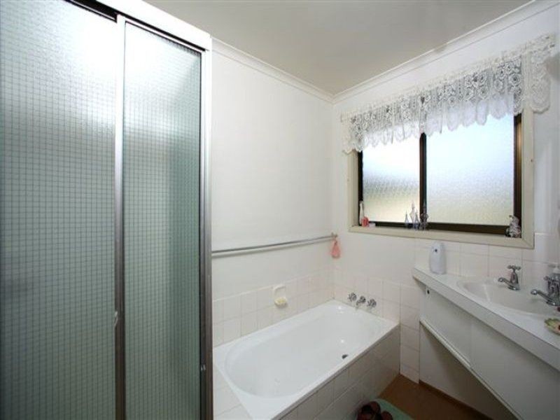 102 Rockingham Drive, Clarendon Vale TAS 7019