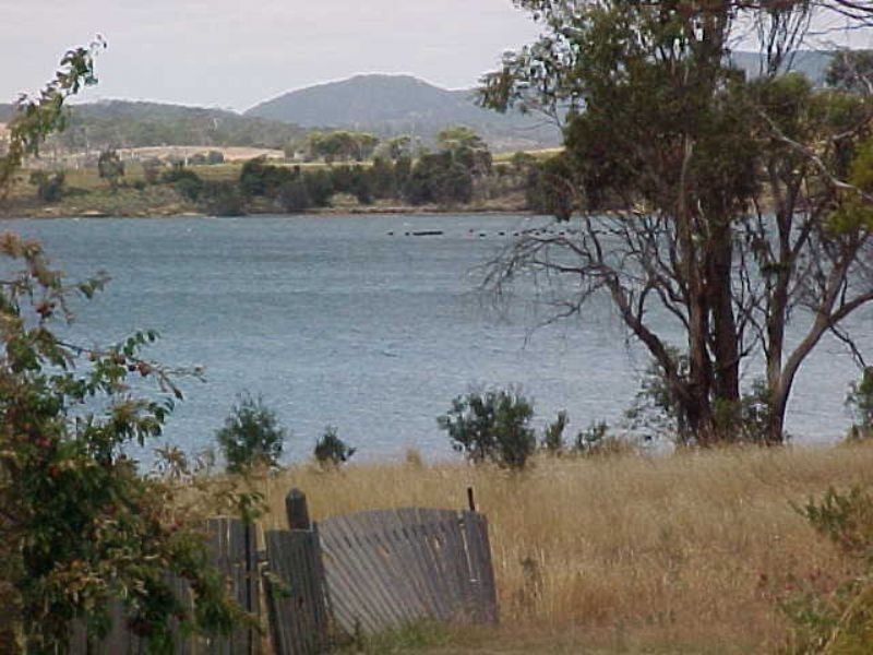86 Bay Road, Dunalley TAS 7177