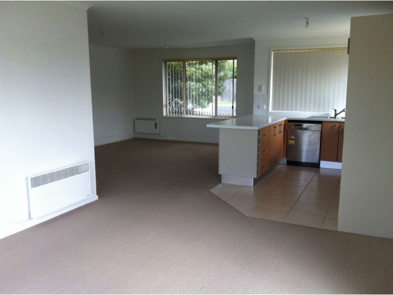 2/16 Kenbrae Ave, Glenorchy TAS 7010