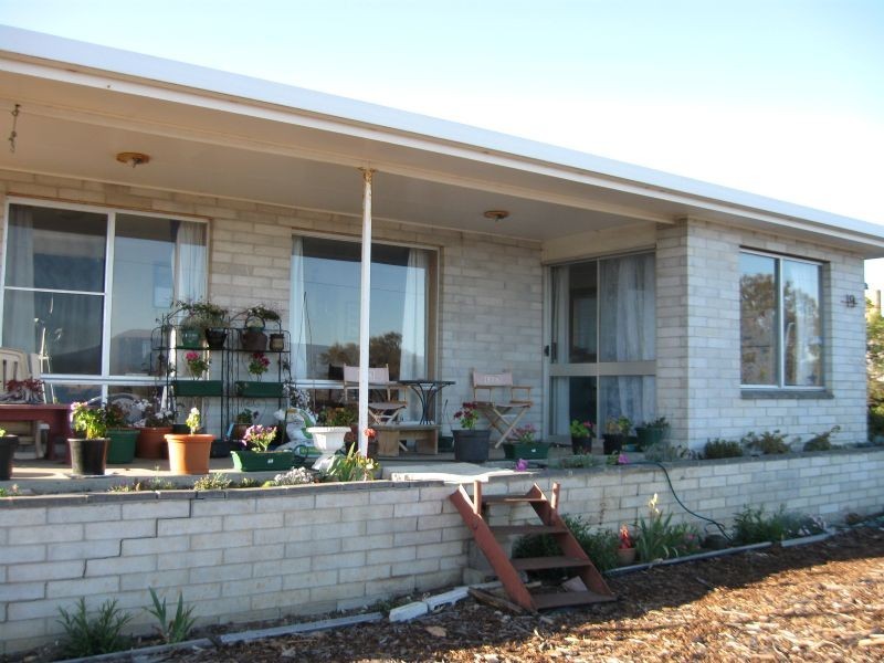 19 Jetty Road, South Arm TAS 7022