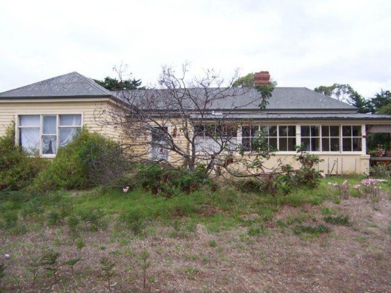 139 Roaring Beach Road, South Arm TAS 7022