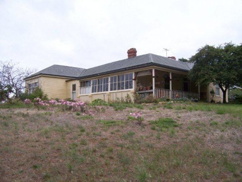 139 Roaring Beach Road, South Arm TAS 7022