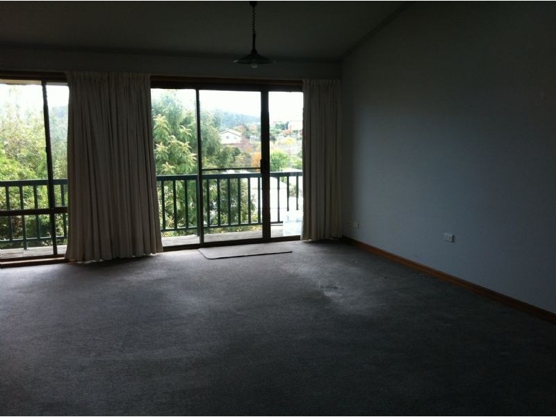 17/84 mulunna road, Lindisfarne TAS 7015