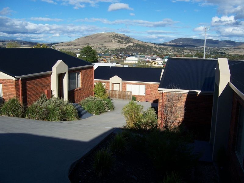 3/30-32 Magnolia, Brighton TAS 7030