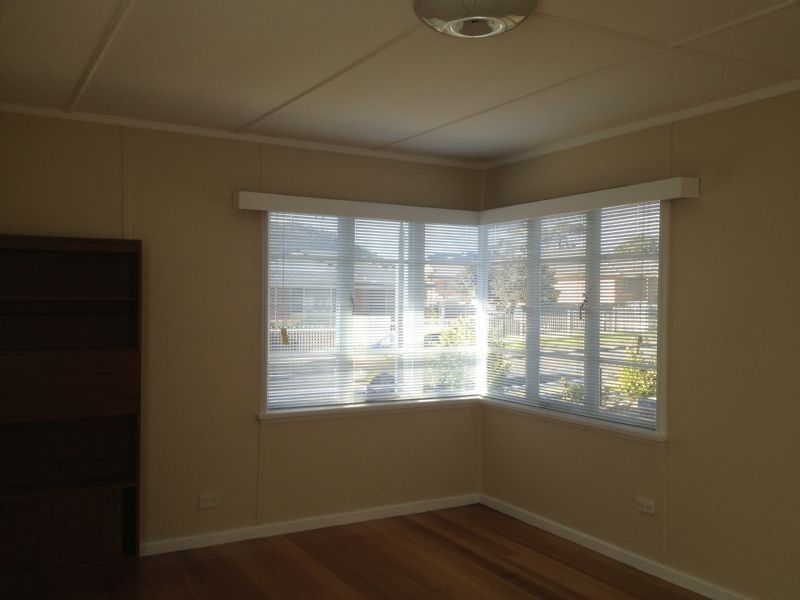 4 Banks Street, Warrane TAS 7018