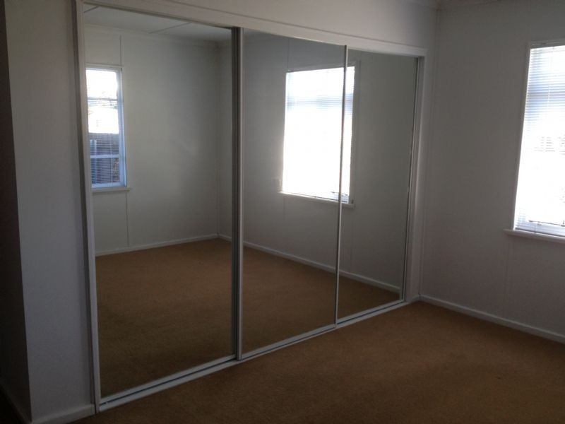 4 Banks Street, Warrane TAS 7018