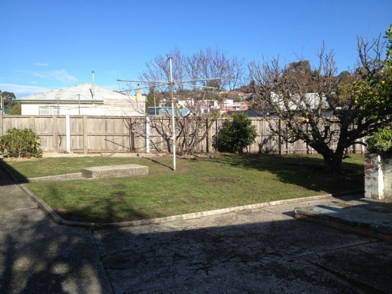 4 Banks Street, Warrane TAS 7018