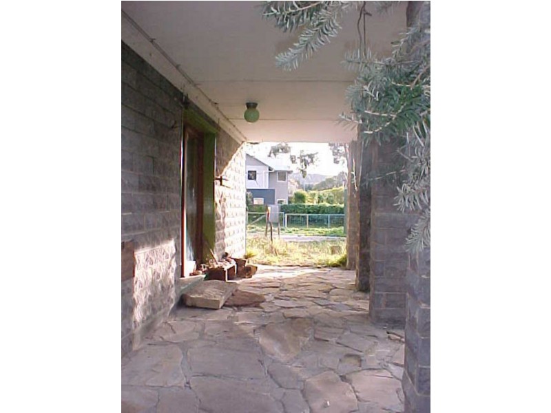 16 Thompson Way, Clifton Beach TAS 7020