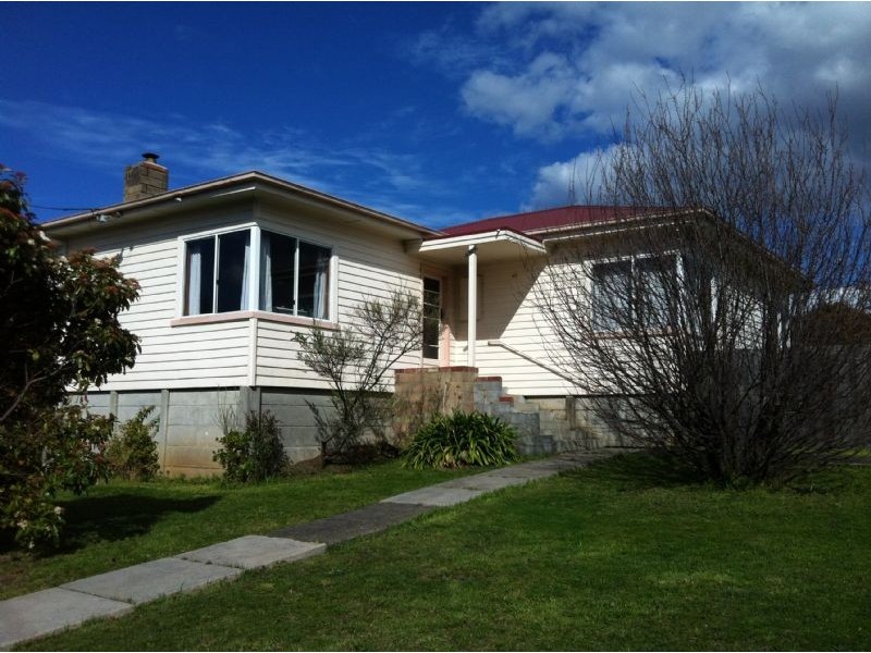 102  Gepp Parade, Derwent Park TAS 7009