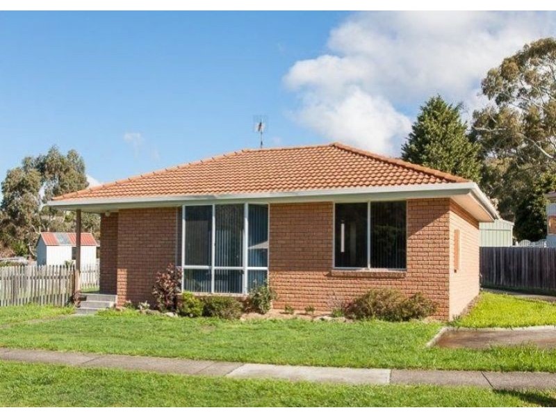1/1 Godfrey Road, Claremont TAS 7011