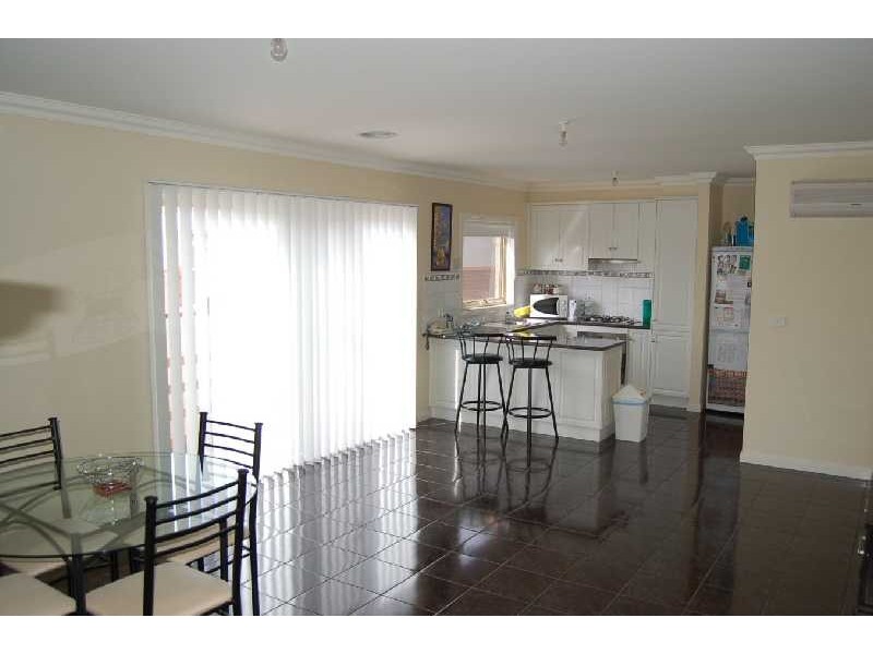 5/13 Carey Crescent, Bacchus Marsh VIC 3340