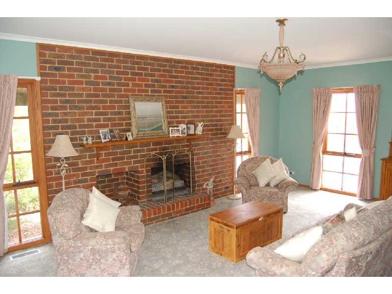 1 Bushby Court, Bacchus Marsh VIC 3340