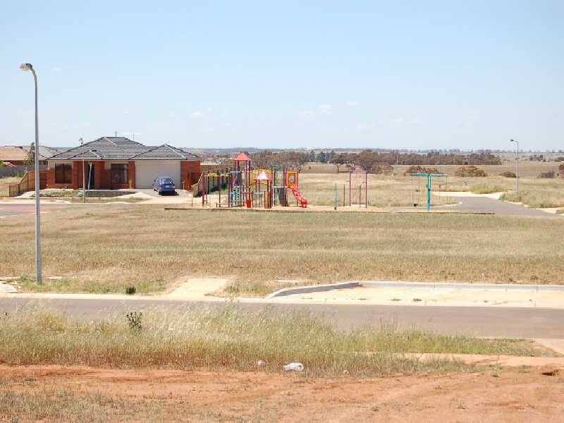 Lot 124/13 Slattery Court, Bacchus Marsh VIC 3340
