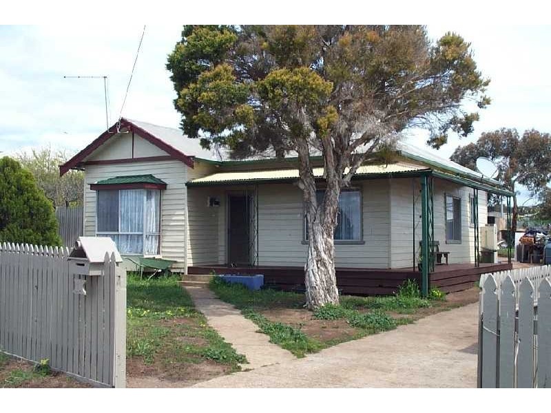 11 Osborne Street, Bacchus Marsh VIC 3340