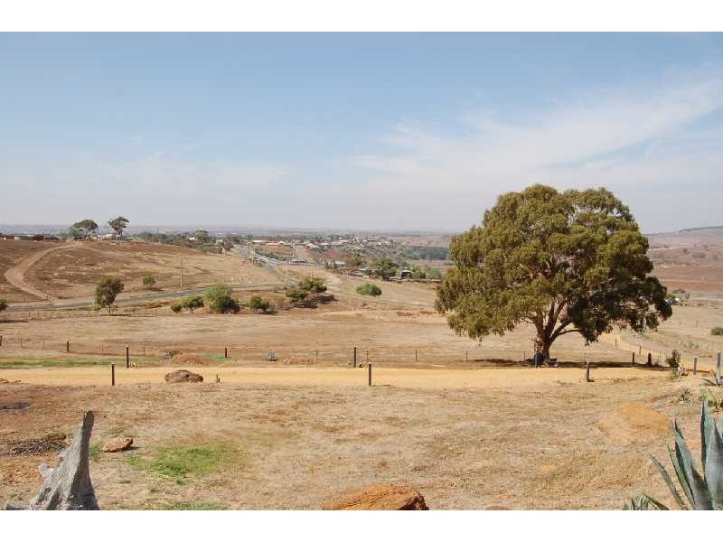 17 Condons Lane, Bacchus Marsh VIC 3340