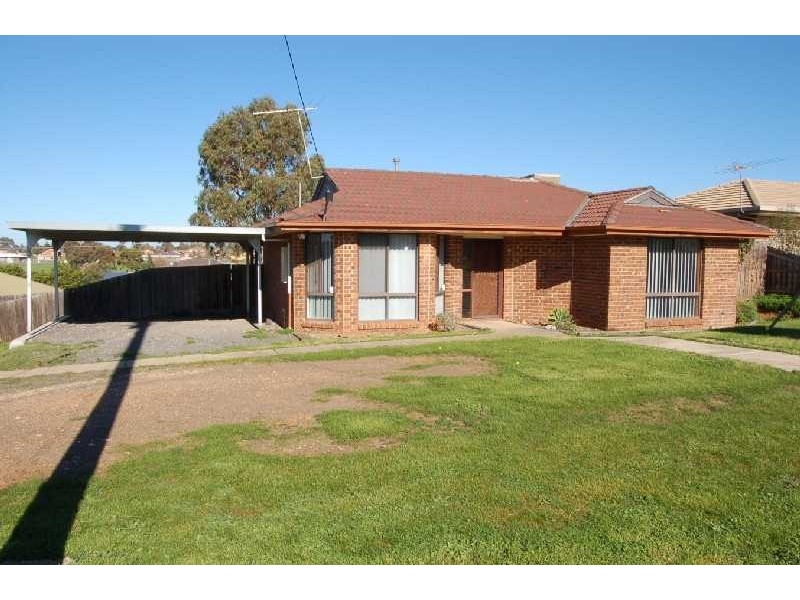 9 Taylor Drive, Bacchus Marsh VIC 3340