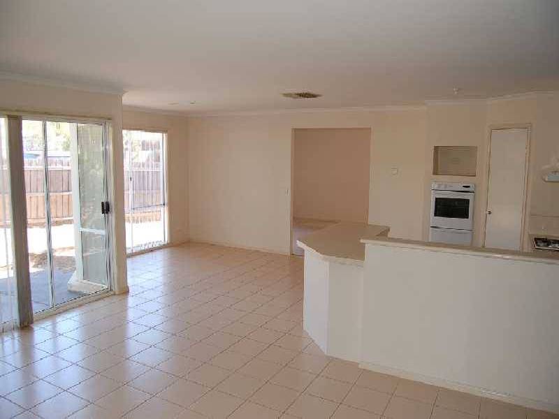 7 Steele Court, Bacchus Marsh VIC 3340