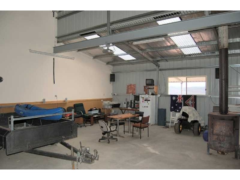 332 Trentham Road, Greendale VIC 3341