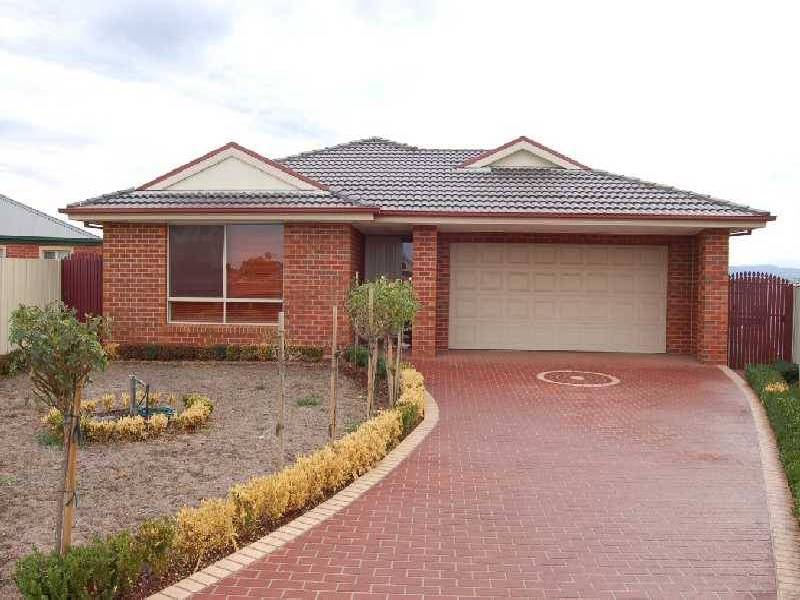 9 Lindsay Place, Bacchus Marsh VIC 3340