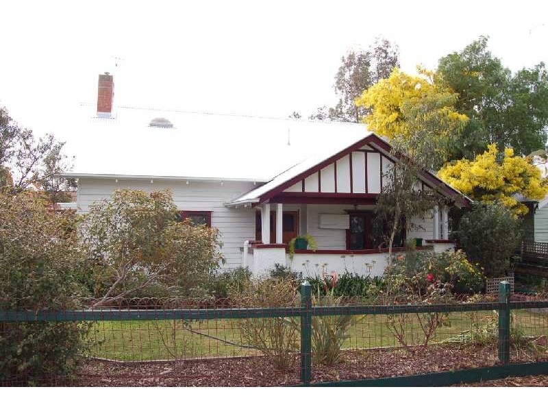 16 Millbank Street, Bacchus Marsh VIC 3340