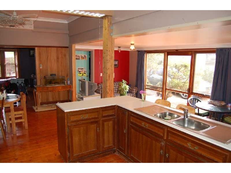 16 Millbank Street, Bacchus Marsh VIC 3340