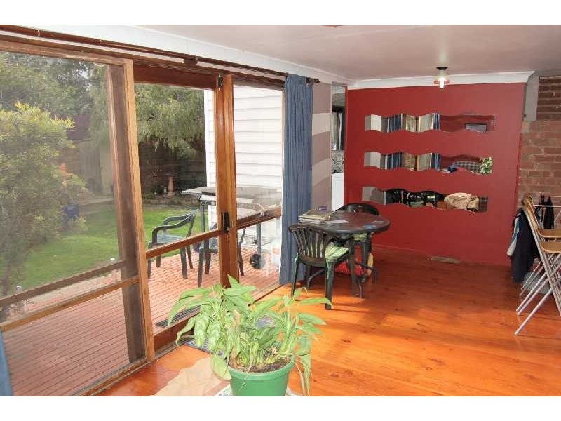 16 Millbank Street, Bacchus Marsh VIC 3340