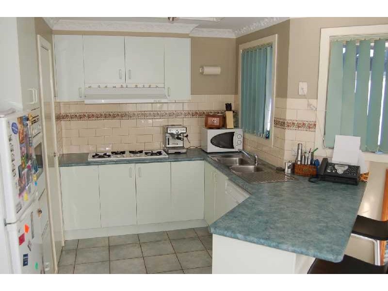 15 McLeod Drive, Bacchus Marsh VIC 3340