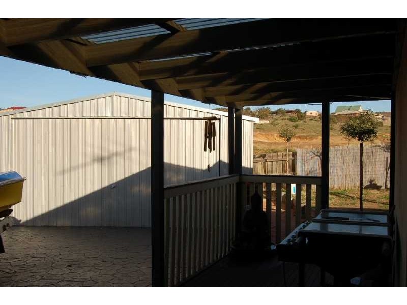 15 McLeod Drive, Bacchus Marsh VIC 3340