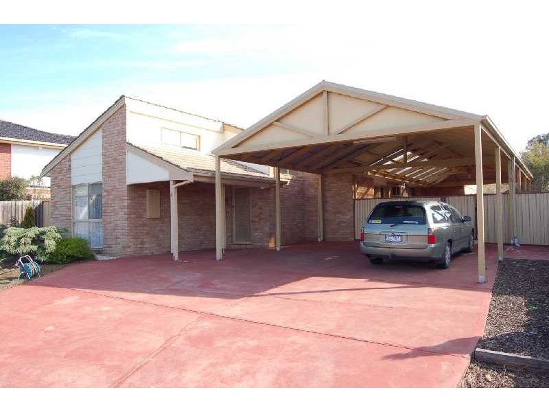 8 Wittick Street, Bacchus Marsh VIC 3340