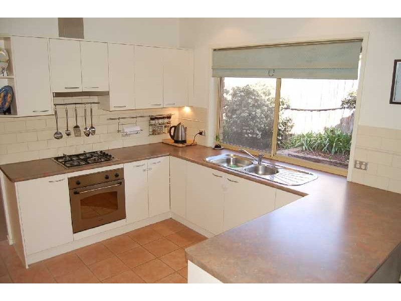 8 Wittick Street, Bacchus Marsh VIC 3340