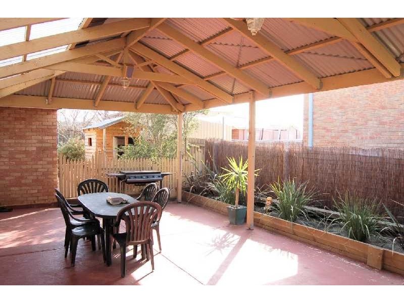 8 Wittick Street, Bacchus Marsh VIC 3340