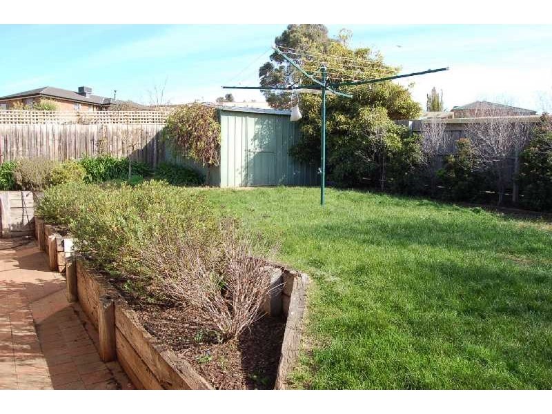 8 Wittick Street, Bacchus Marsh VIC 3340