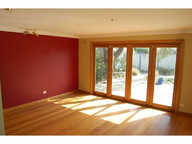 54 Dickson Street, Bacchus Marsh VIC 3340