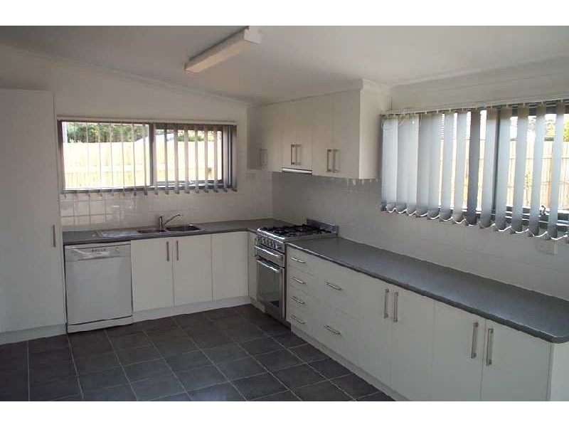 34 Labilliere Street, Bacchus Marsh VIC 3340