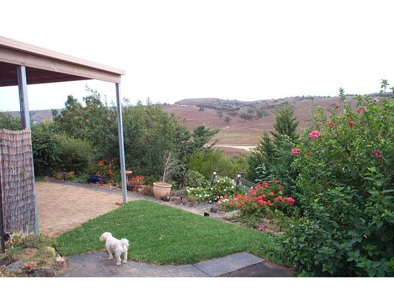 143 Underbank Boulevard, Bacchus Marsh VIC 3340