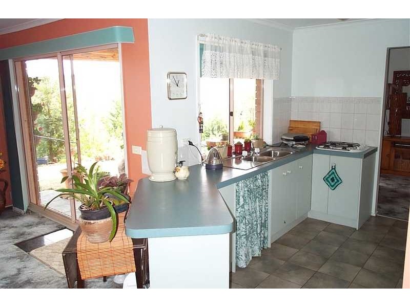 143 Underbank Boulevard, Bacchus Marsh VIC 3340