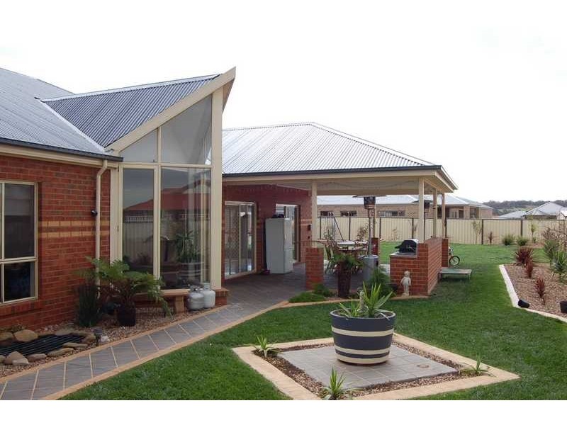 4 Judann Court, Bacchus Marsh VIC 3340